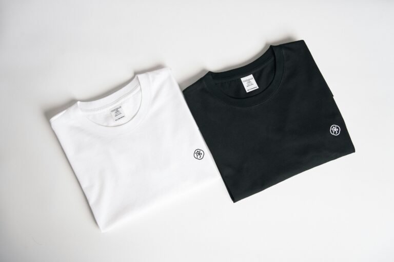 Cotton Combed 30s vs 24s vs Carded: Mana yang Terbaik untuk Produksi Kaos Custom?